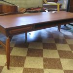 599 1045 COFFEE TABLE